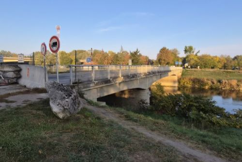 Most přes Moravu u Lanžhota čeká kompletní přestavba. Náklady se blíží 170 milionům