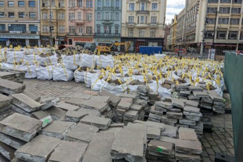 Památková inspekce kritizuje povolení úprav náměstí Republiky. Plzni hrozí další spory