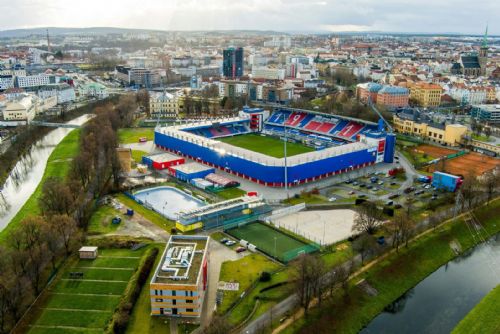 Obujte tenisky a běžte na dobrou věc! Viktoria Plzeň zve na charitativní běh kolem stadionu