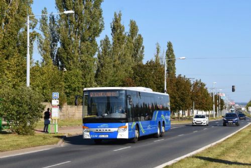 Jízdné v Plzeňském kraji od ledna zdraží. Cestující si připlatí za autobusy i vlaky