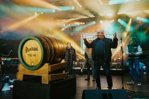Dnes startuje Pilsner Fest. Prazdroj čeká týden koncertů, kvízů i nefiltrovaného piva