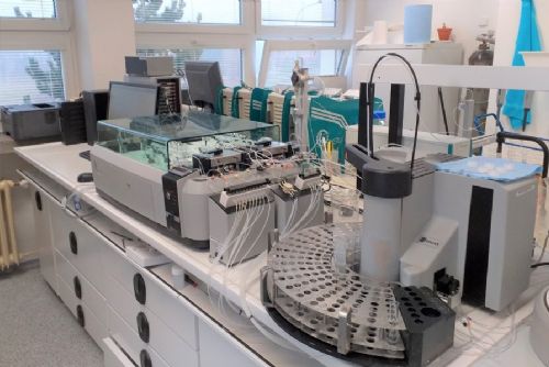 V Podolí otevřely laboratoře za 151 milionů. PCR, AI i nové technologie zrychlují kontrolu pitné vody