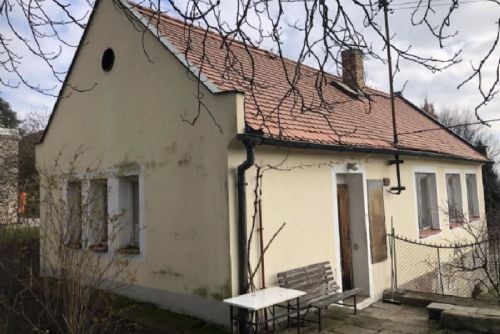 Kraj Vysočina obnoví domek zahradníka u hradu Kámen. Vznikne v něm dílna i zázemí pro průvodce