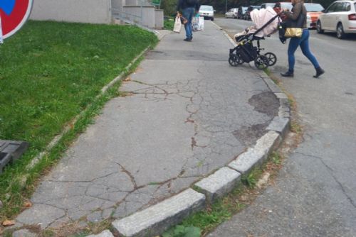 Město opraví povrch chodníků čtyř lochotínských ulic 