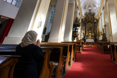 Chtěla blíž k Bohu, skončila s pokutou. Žena si v Rokycanech bez dovolení vzala klíče od kostela