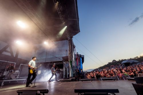 Festival Hrady CZ zahájí 21. ročník na Točníku 10.–11. července, sobotní večer vyvrcholí speciální show Mirai