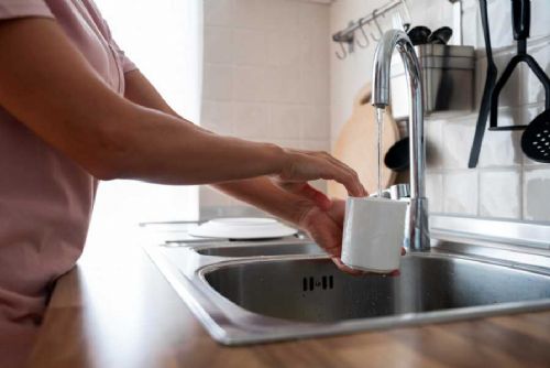 Jihočeské domácnosti spotřebují 81,8 litru vody na osobu denně. Ztráty v sítích jsou téměř 17 procent