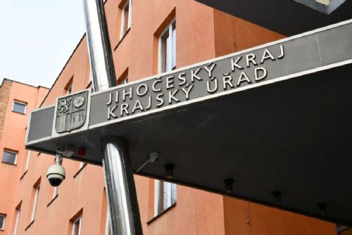 Jihočeský kraj investuje 600 milionů do silnic, rozpočet má schodek 3,2 miliardy