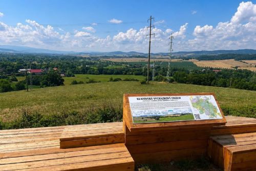 Nový tip na výlet u Klatov. Lesní stezka Hůrka láká na hry, přírodu i krásné výhledy