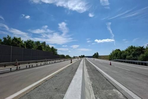 Ode dneška se mění provoz na D5 mezi Kladruby a Heřmanovou Hutí. Hrozí kolony