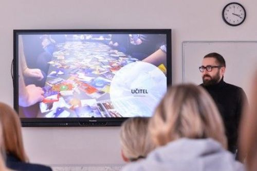 Plzeňští učitelé mění známky za slovní hodnocení