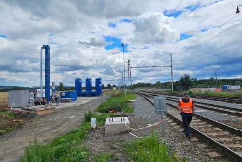 Po devíti měsících je trať u Hustopečí nad Bečvou opět plně průjezdná