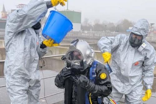 Potápěči z Olomoucka trénovali v náročných podmínkách čistírny odpadních vod