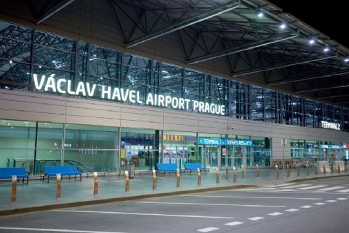 Sjezd z D7 na pražské letiště se na dva týdny uzavře. Řidiče čeká objížďka
