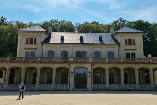 Šlechtova restaurace ve Stromovce zůstává nedokončená i po letech rekonstrukce