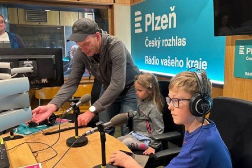 V sobotu můžete do zákulisí Českého rozhlasu Plzeň. Uvidíte živé vysílání i planetárium