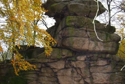 Čertovo břemeno: skalní útvar s legendami láká na klidnou procházku