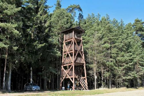 Dřevěné rozhledny: Finanční past pro obce na jihu Čech