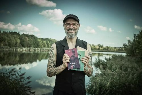 Honza Vojtko představí v Plzni Příběh lásky a rozproudí diskuzi o vztazích