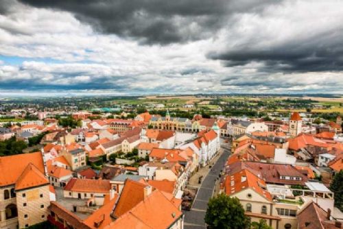 Mělník plánuje obnovu ulic s novými parkovacími místy