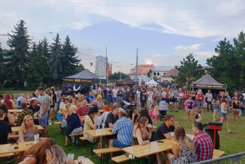 O víkendu nabídne Raven Fest přes 20 piv, devět kapel i prohlídky pivovaru