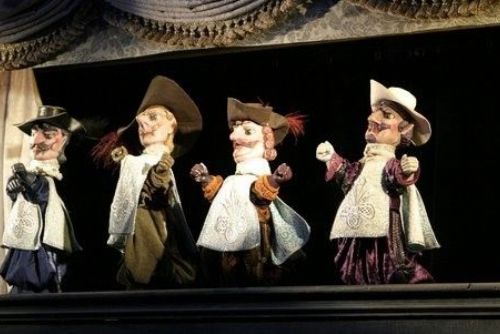 Plzeňské divadlo ALFA láká na jedinečná loutková večerní představení