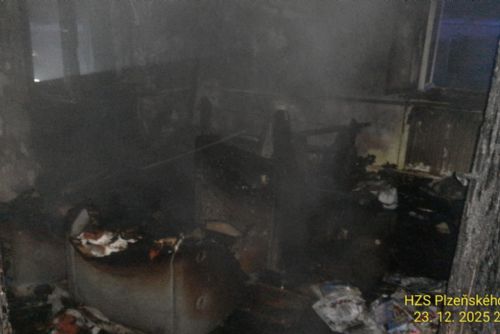 Požár v Horšovském Týně zranil dvě osoby