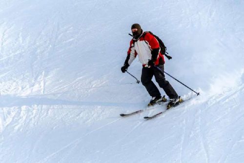 Šacberk drží poslední sníh, sezóna na Vysočině se chýlí ke konci