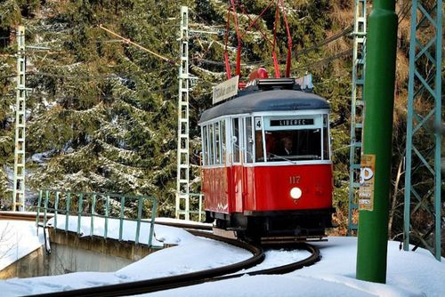 Meziměstská tramvaj Liberec–Jablonec zdražila, nabízí výhody pro veterány