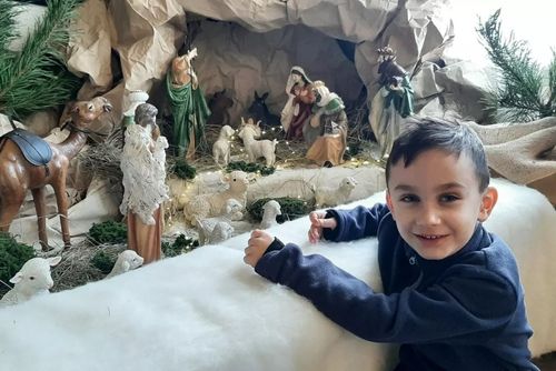 Vláček mezi světovými betlémy