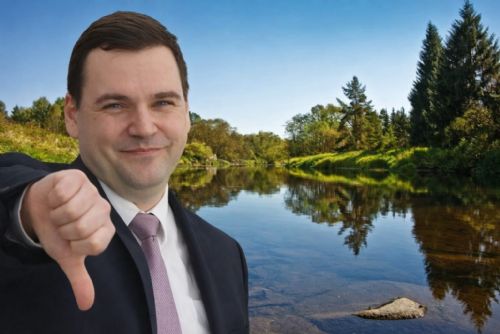 Vláda škrtá peníze národním parkům, nejvíc to odnesou Šumava a Krkonoše