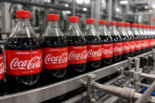 Coca-Cola v Česku píše 55letou historii výroby. Produkce se dnes počítá na stovky milionů litrů ročně