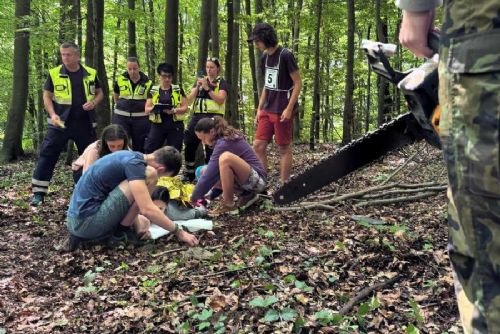 „Mladý záchranář“: Gymnázium Chomutov triumfuje v krajském kole!