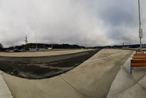 Na D5 u Rozvadova startuje další velká přestavba odpočívky. Řidiče čekají i omezení