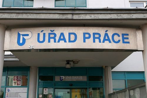 Nezaměstnanost na plzeňsku stoupla na 4,2 %, místa ubývají