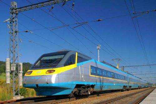 Pendolino zrychluje cestu do Budějovic o 11 minut