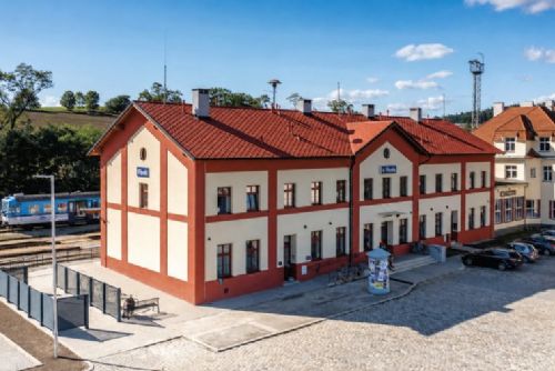 Písecké přednádraží čekají změny. Přibudou širší chodníky, zeleň i místa pro autobusy