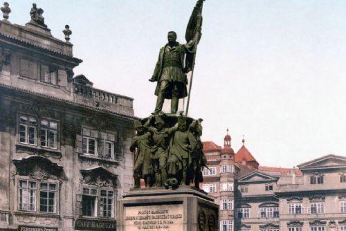 Pomník maršála Radeckého by se mohl vrátit na Malostranské náměstí. Originál zůstává v Lapidáriu