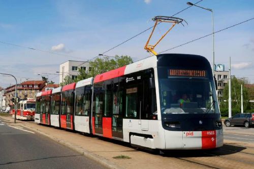 Pražské tramvajové zastávky mění názvy: Hellichova na Pražské Jezulátko, platnost od června 2025