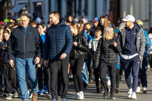 Rokycany si připomenou Týden autismu. Chystají koncert, sport i setkání s účastníkem Dakaru