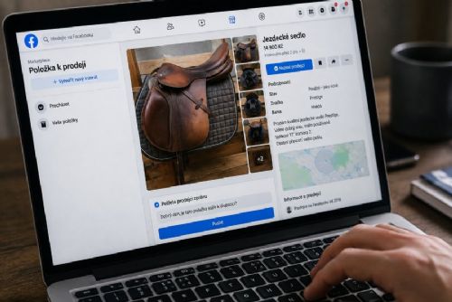 Žena z Jindřichohradecka hledala sedlo na Facebooku. Podvodník ji připravil o 15 tisíc