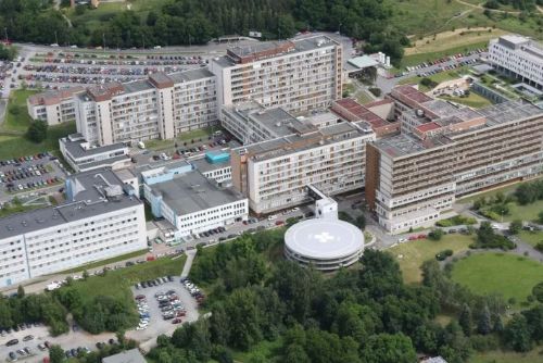 Chirurgický pavilon za čtyři miliardy zlepší péči ve FN Plzeň. Stavba omezí provoz i parkování