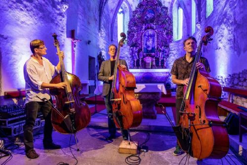 Dobršská brána nabídne jubilejní 10. ročník jazzu a improvizace. Festival se koná 14. a 15. srpna