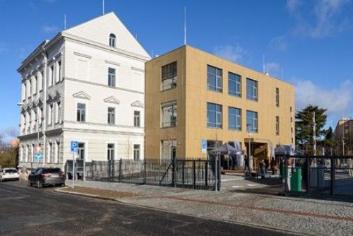 Nová radnice na Doubravce se otevře. Nabídne prohlídky, hudbu i divadlo