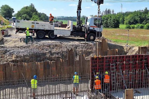 Omezení na silnici 38: Začíná rekonstrukce za 150 mil. Kč