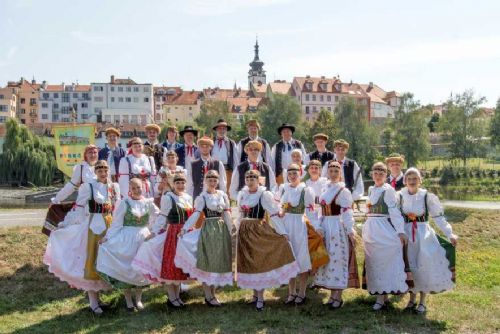 Písečan slaví 50 let: Kroje a tradice spojují generace