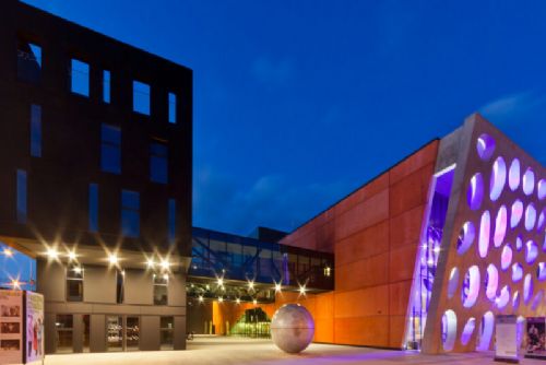 Plzeň čeká Noc divadel. Nabídne Havla, workshopy, pohádky i noční prohlídky