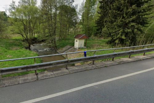 Pozor na objížďku u Třebele. Most na silnici mezi Planou a Černošínem čeká rekonstrukce