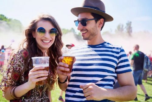 První Bolevecké pivobraní přilákalo stovky lidí na pivo a hudbu v Plzni