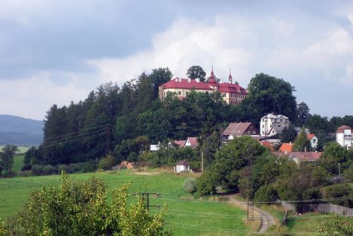 Zámek Bezdružice po zločincích je na prodej